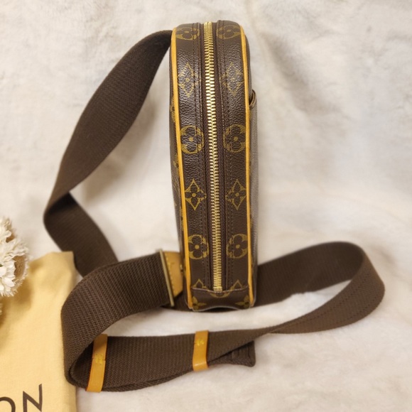 Authentic Louis Vuitton Gange bum bag Fanny pack - Picture 4 of 16